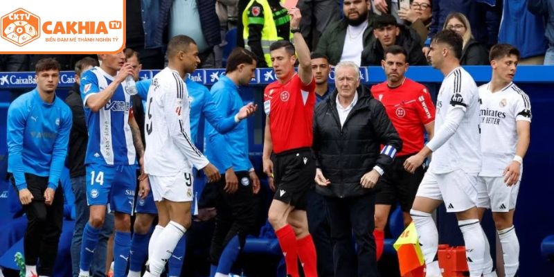 Các nguyên nhân cầu thủ bị treo giò dài nhất lịch sử